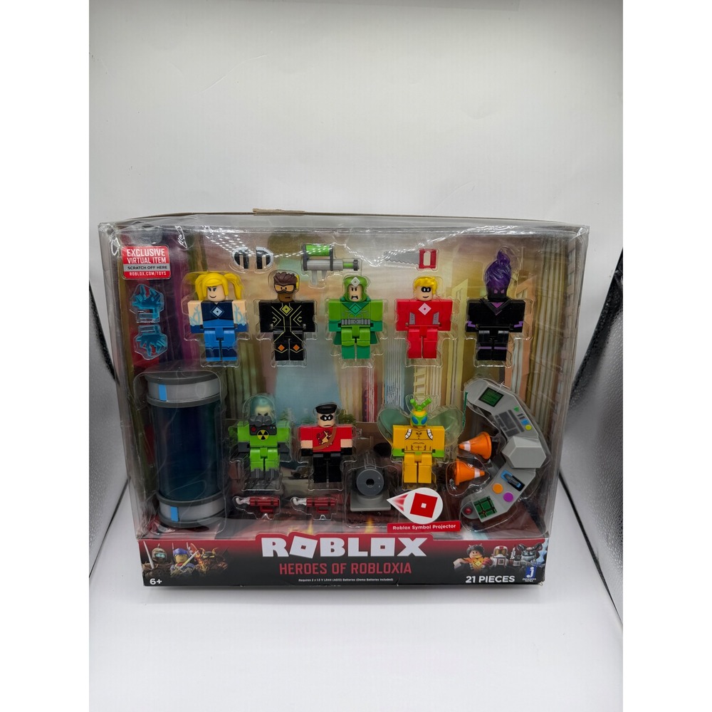 Roblox Heroes of Robloxia 21 Piece Action Figure Set Jazwares 10763 New Box Wear